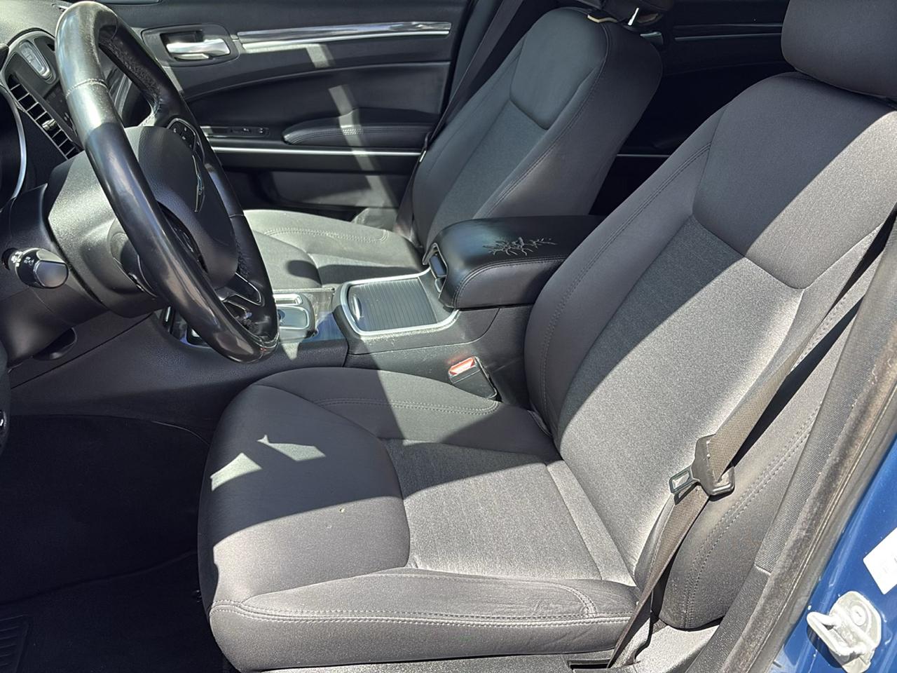 Chrysler 300 Touring RWD 2020