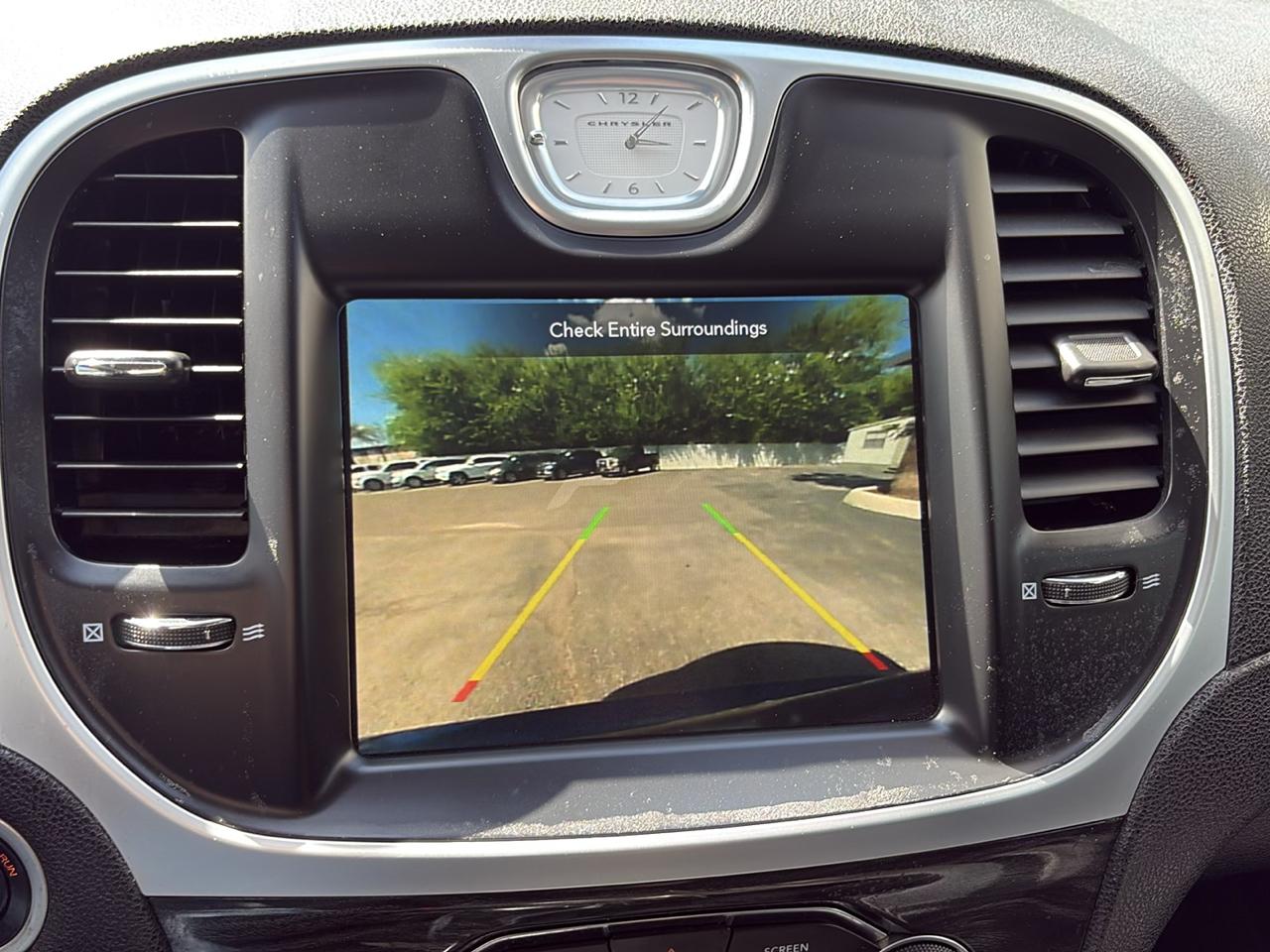 Chrysler 300 Touring RWD 2020