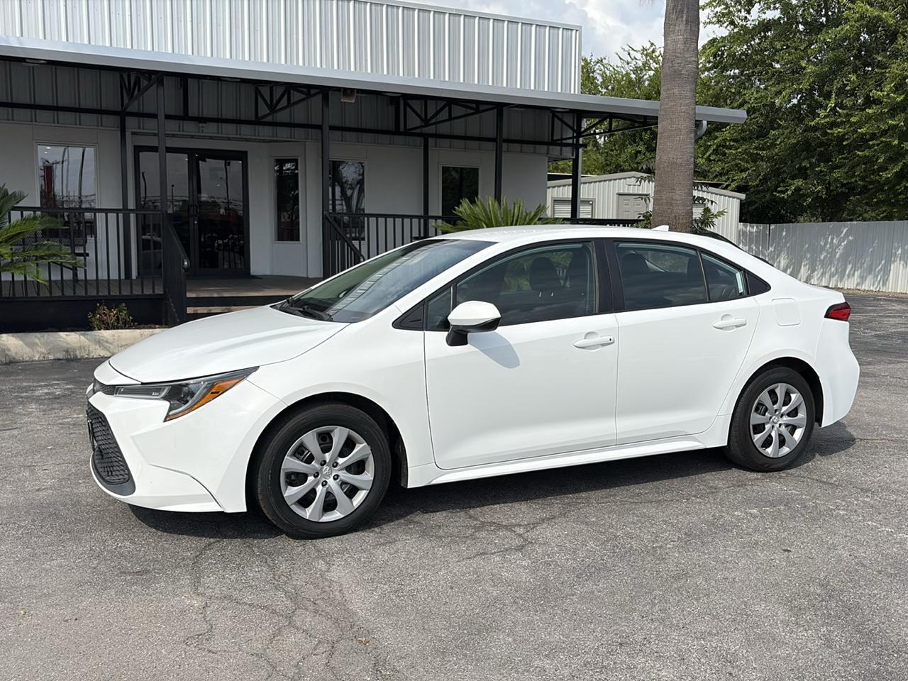 Toyota Corolla LE CVT (Natl) 2021