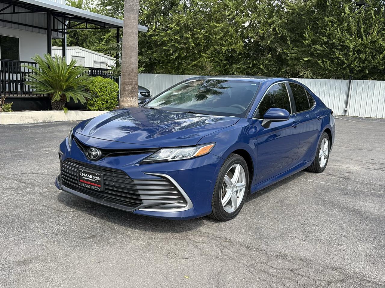 Toyota Camry LE Auto (Natl) 2023