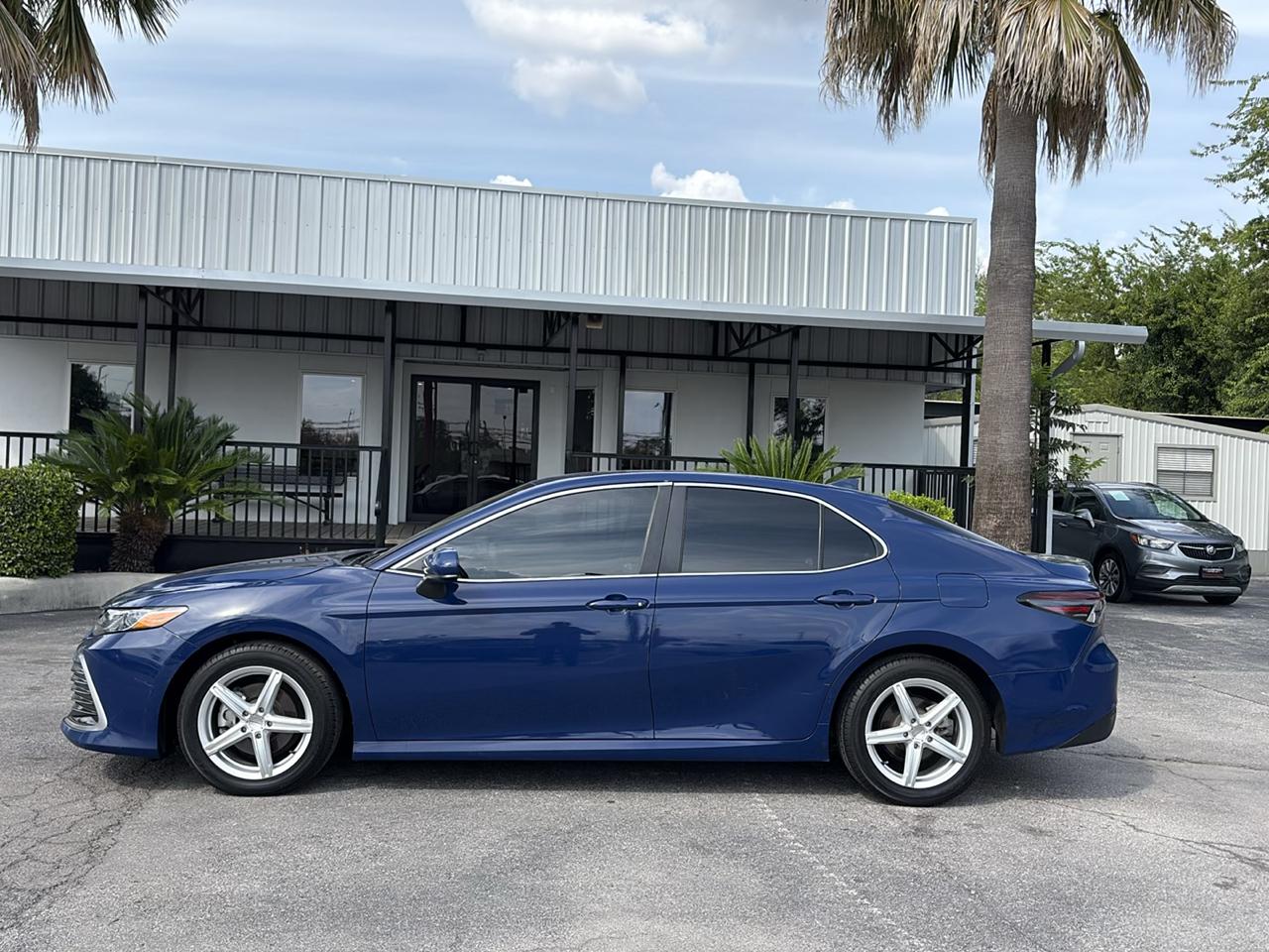 Toyota Camry LE Auto (Natl) 2023