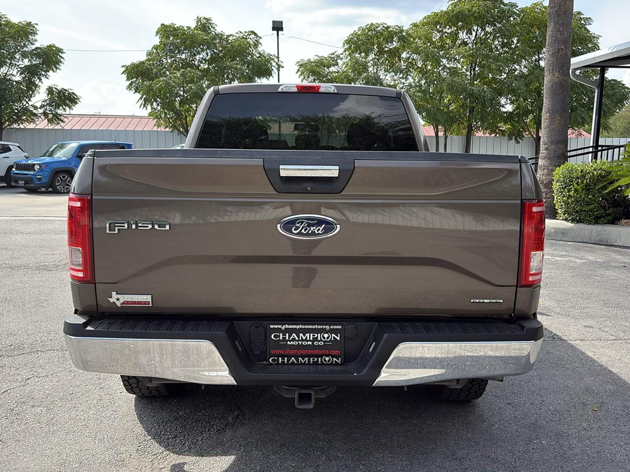 Ford F-150 2WD SuperCab 145" XLT 2015