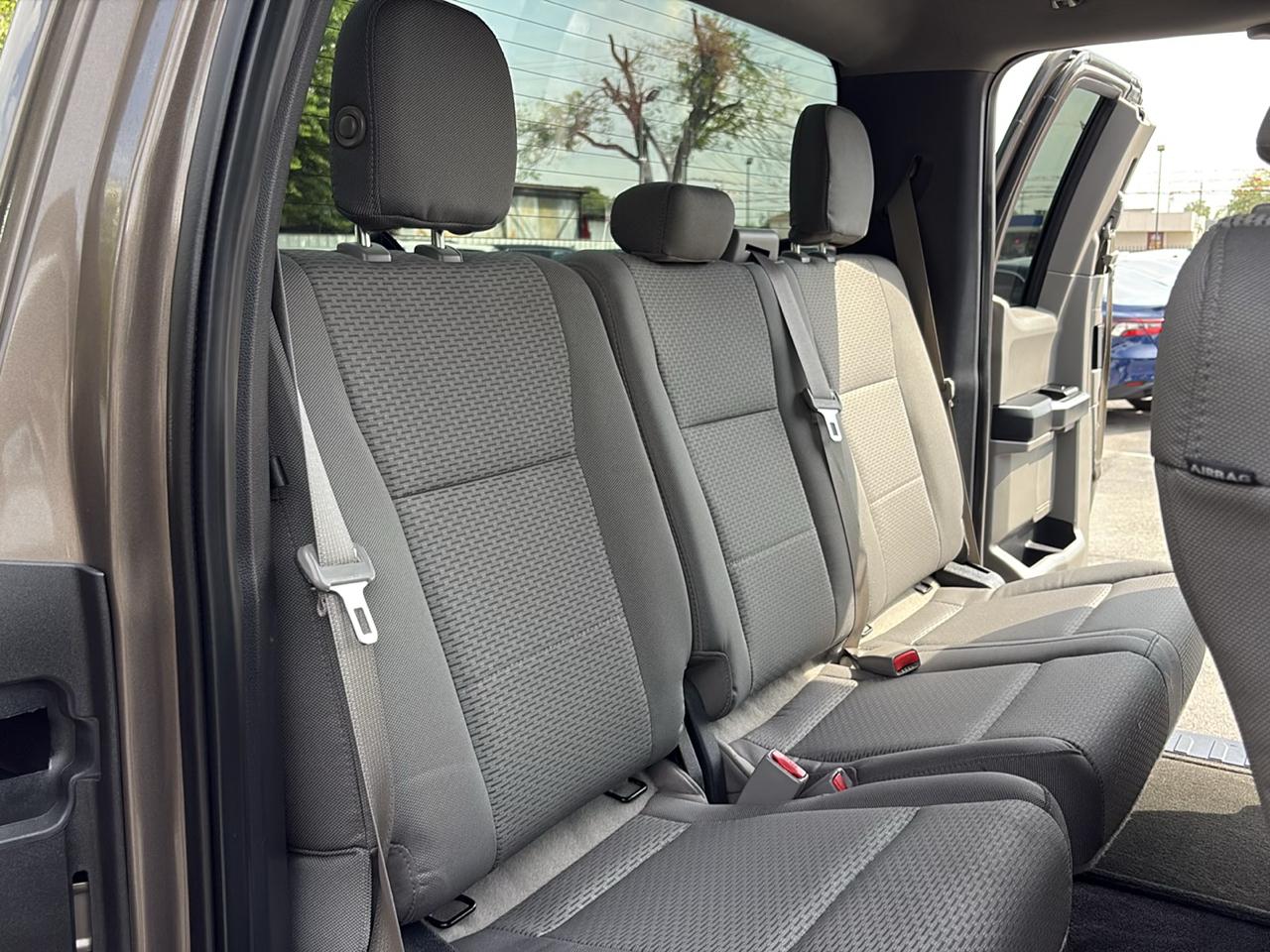 Ford F-150 2WD SuperCab 145" XLT 2015