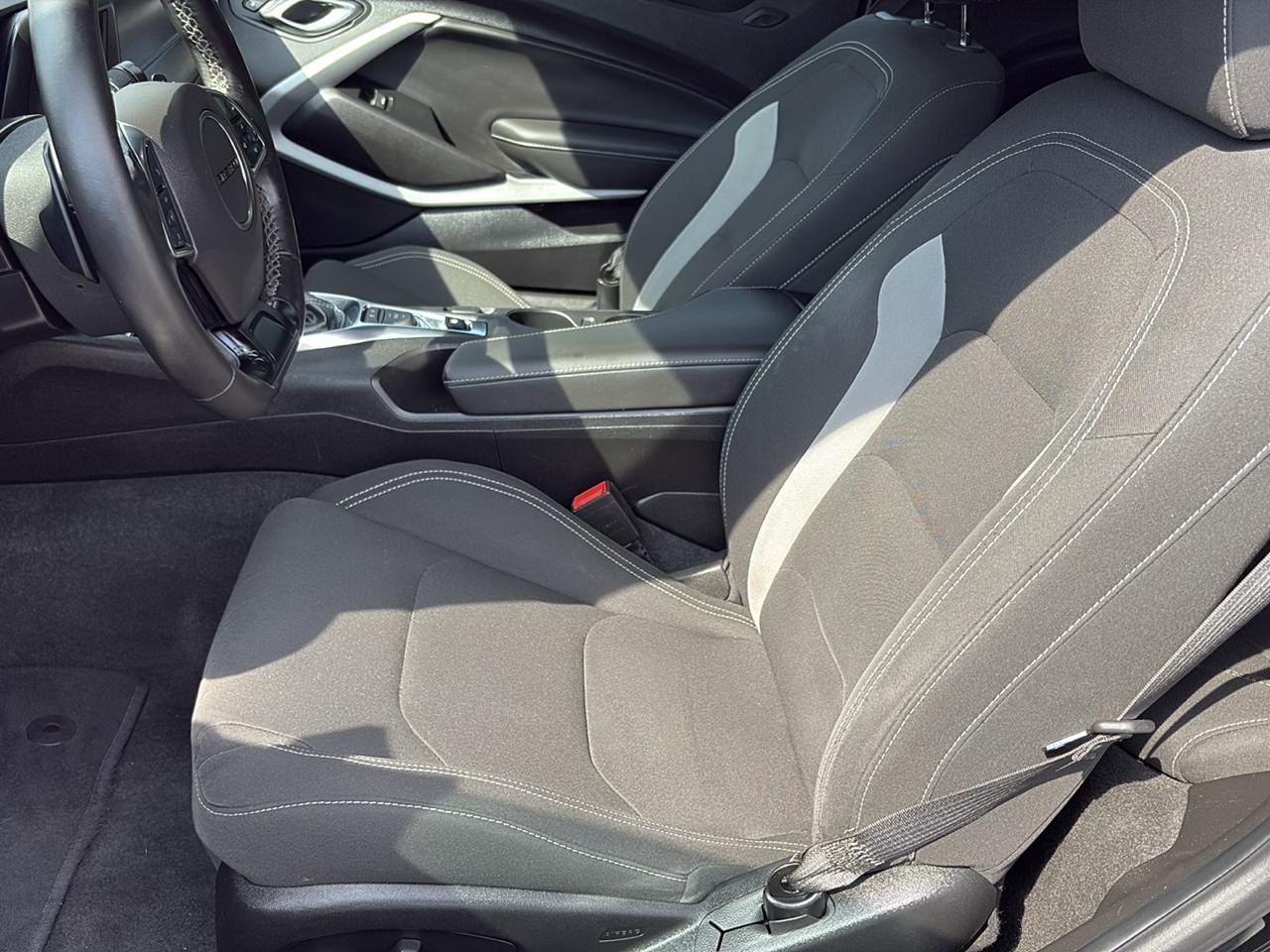 Chevrolet Camaro 2dr Cpe 1LS 2020