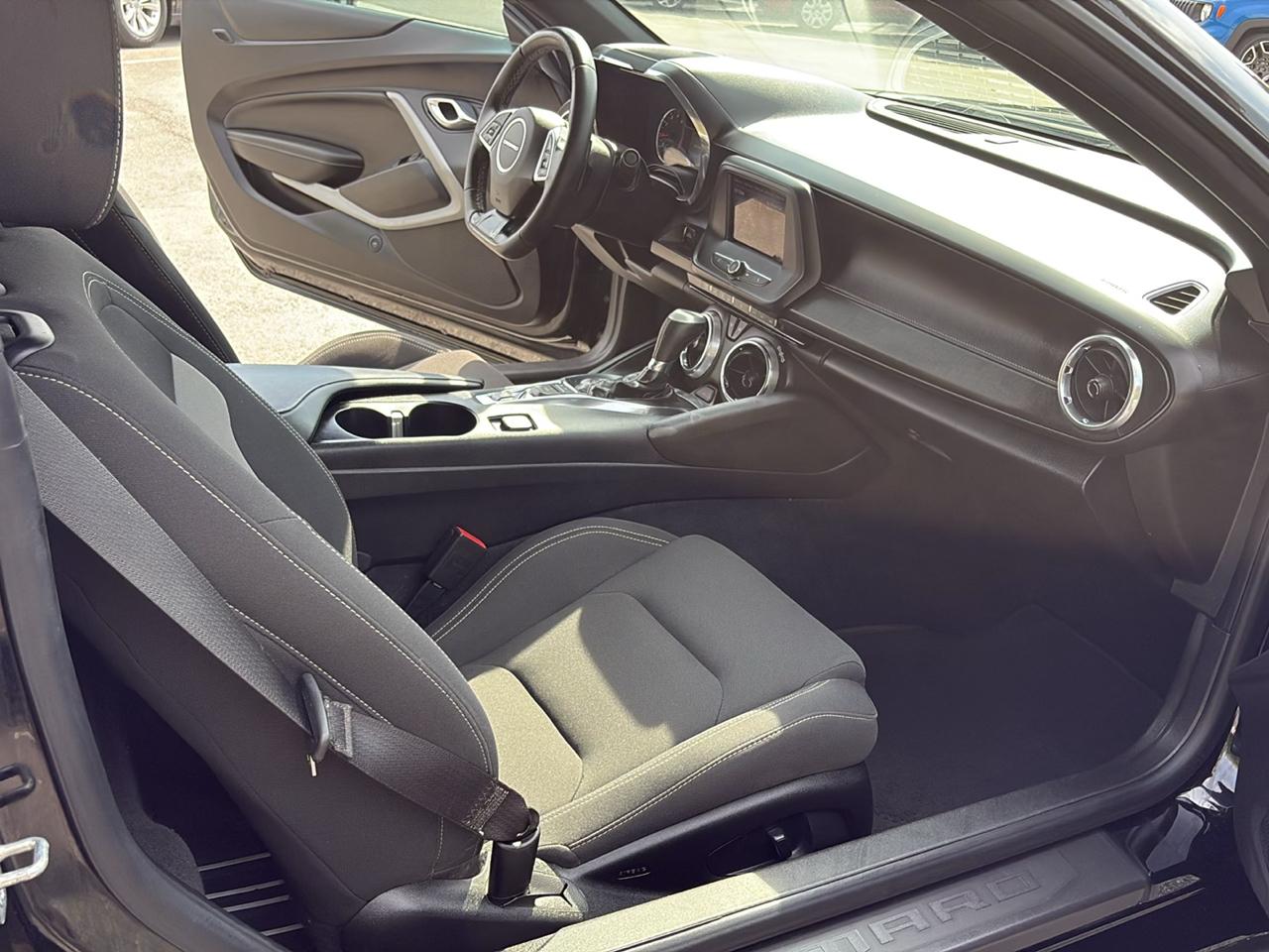 Chevrolet Camaro 2dr Cpe 1LS 2020