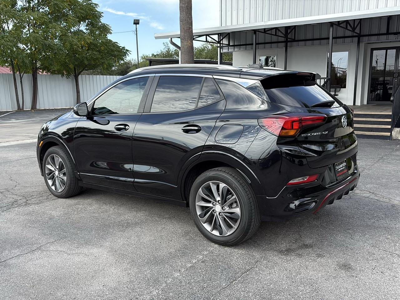 Buick Encore GX FWD 4dr Select 2022