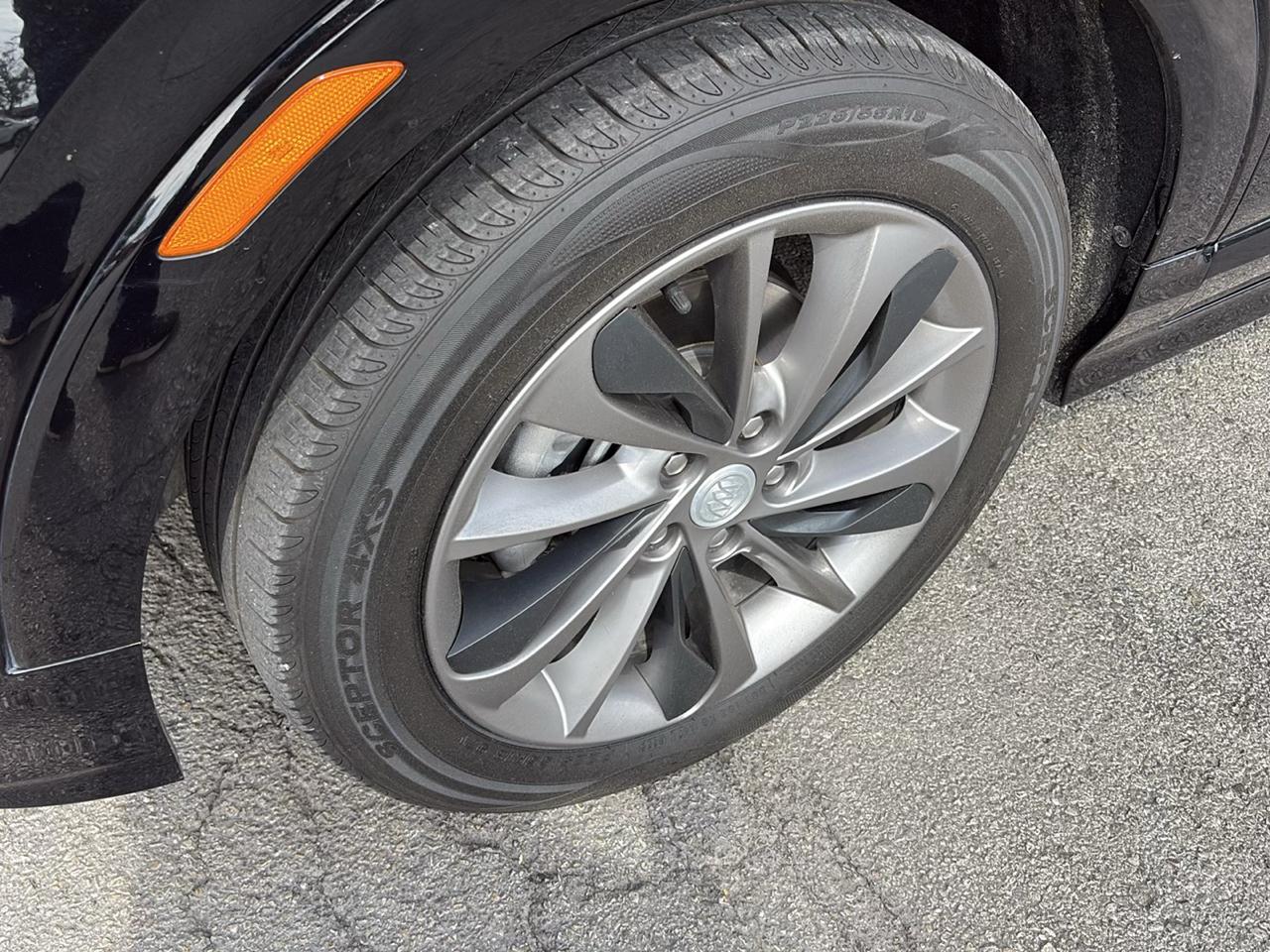 Buick Encore GX FWD 4dr Select 2022