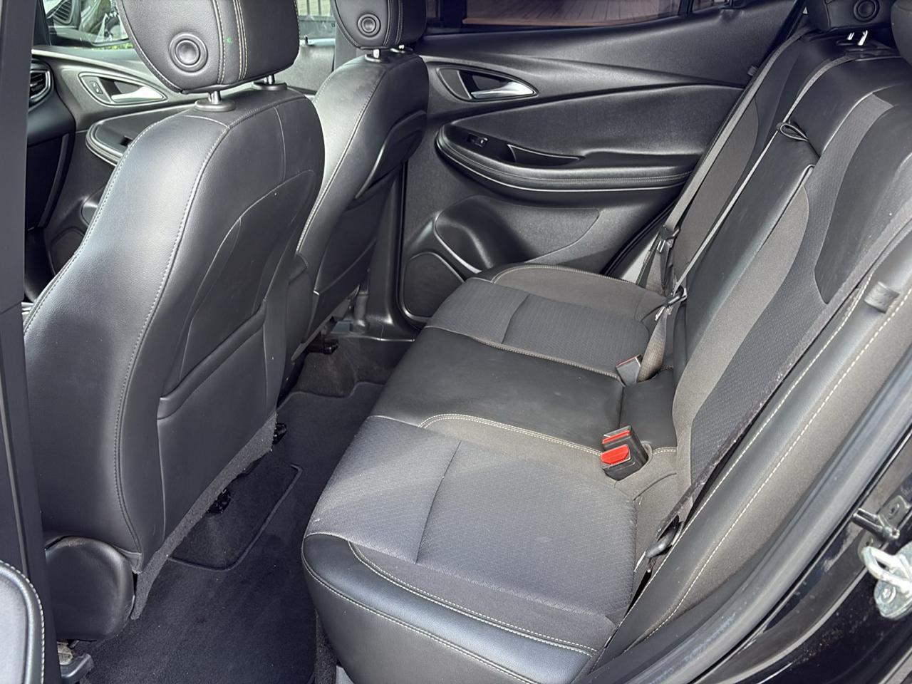 Buick Encore GX FWD 4dr Select 2022