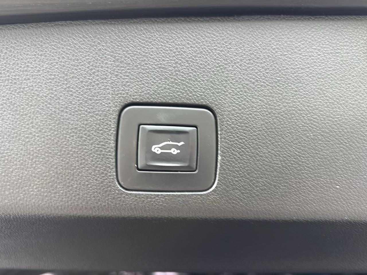 Buick Encore GX FWD 4dr Select 2022