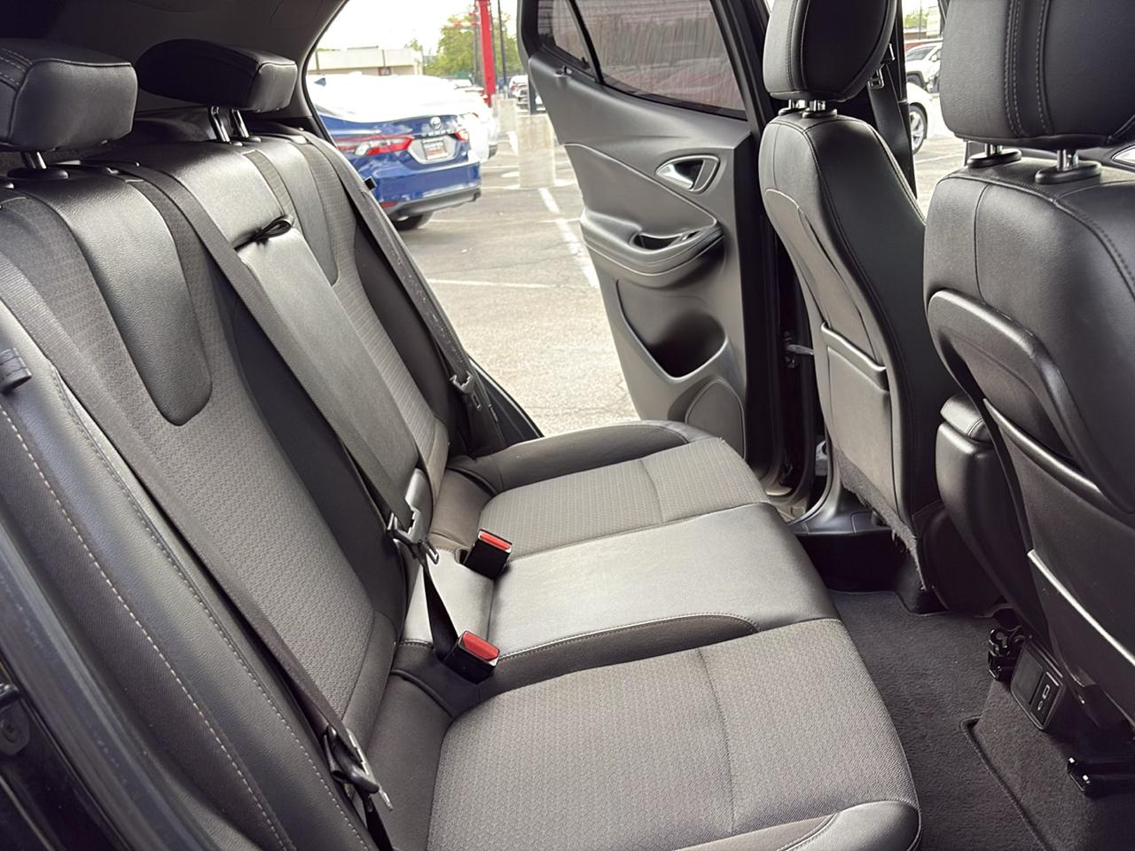 Buick Encore GX FWD 4dr Select 2022