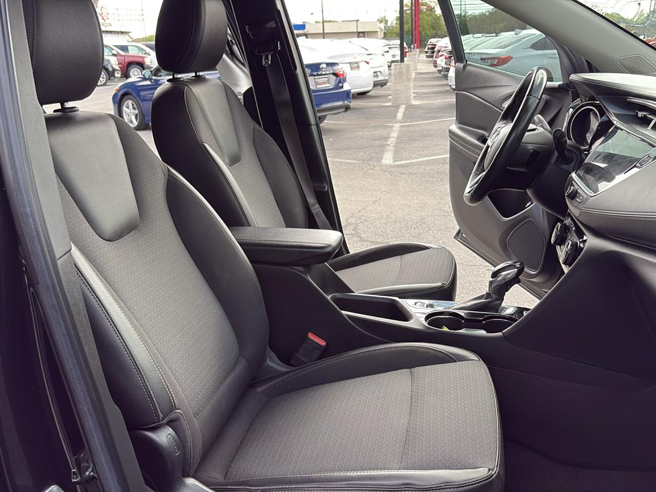 Buick Encore GX FWD 4dr Select 2022