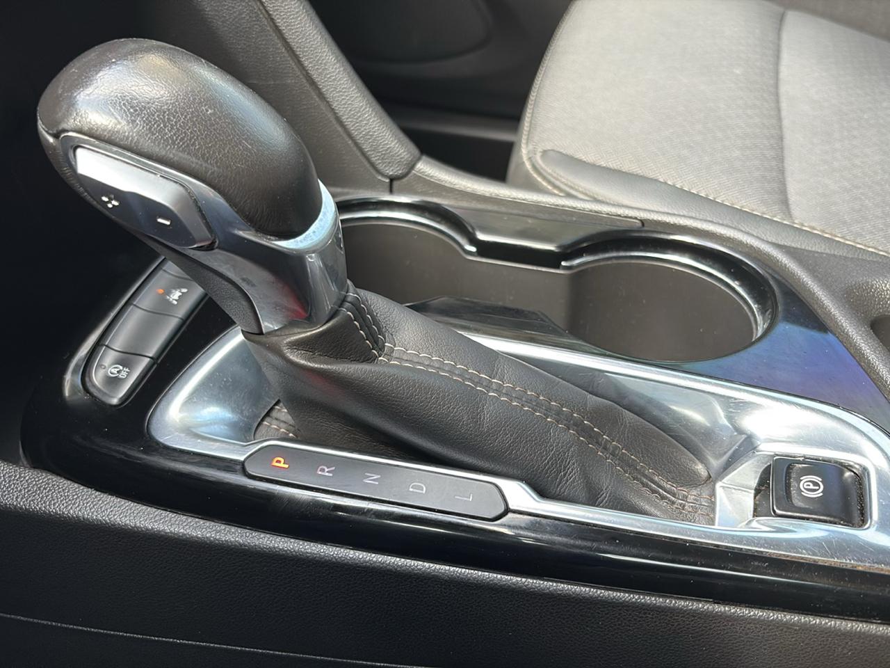 Buick Encore GX FWD 4dr Select 2022