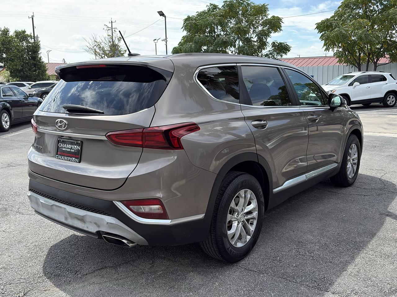 Hyundai Santa Fe SE 2.4L Auto FWD 2019