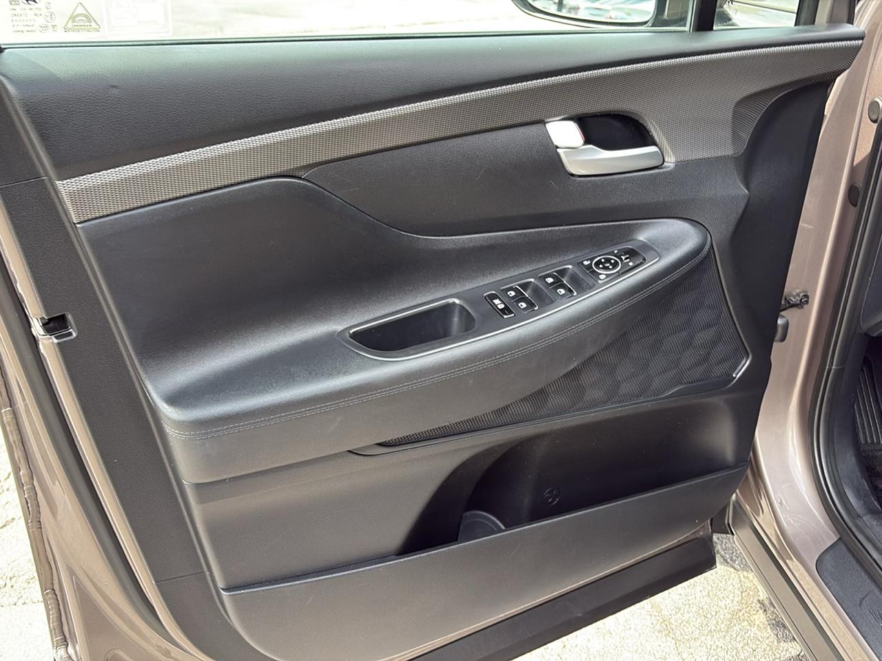 Hyundai Santa Fe SE 2.4L Auto FWD 2019