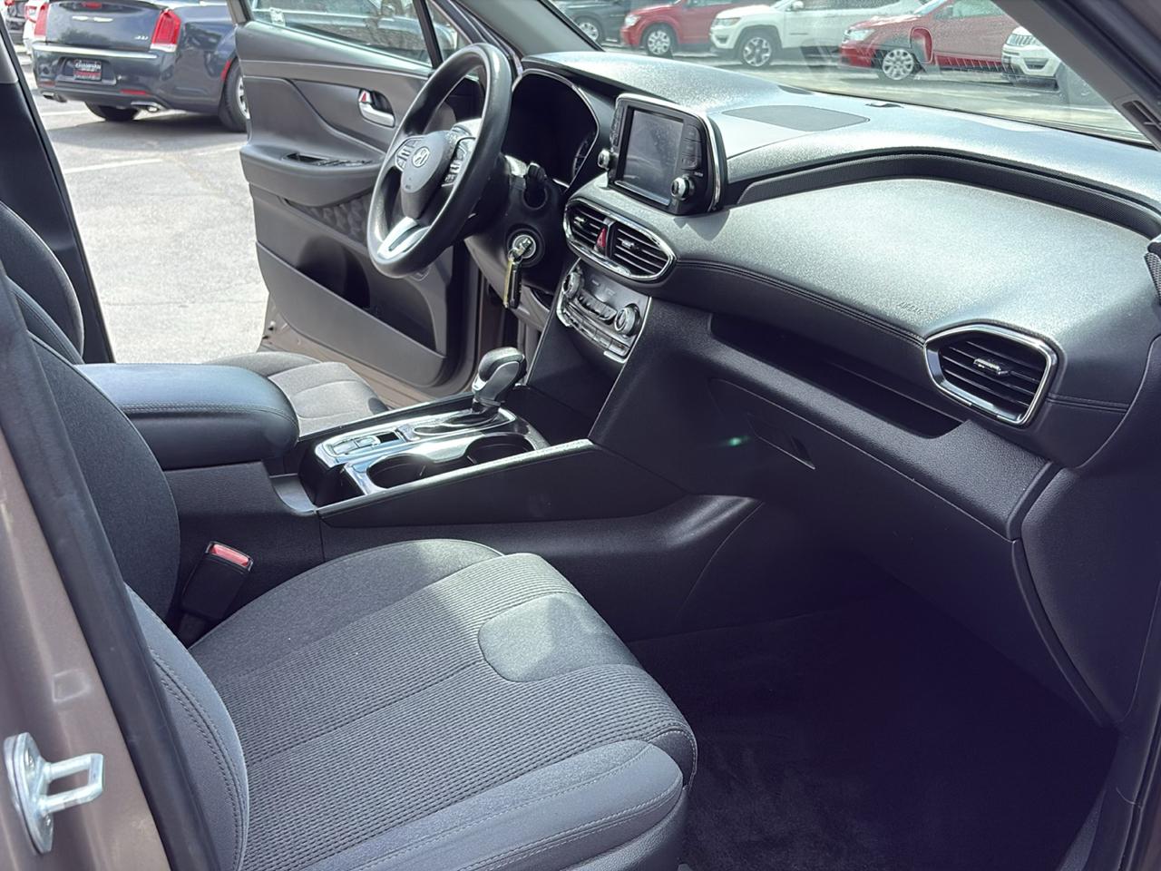 Hyundai Santa Fe SE 2.4L Auto FWD 2019