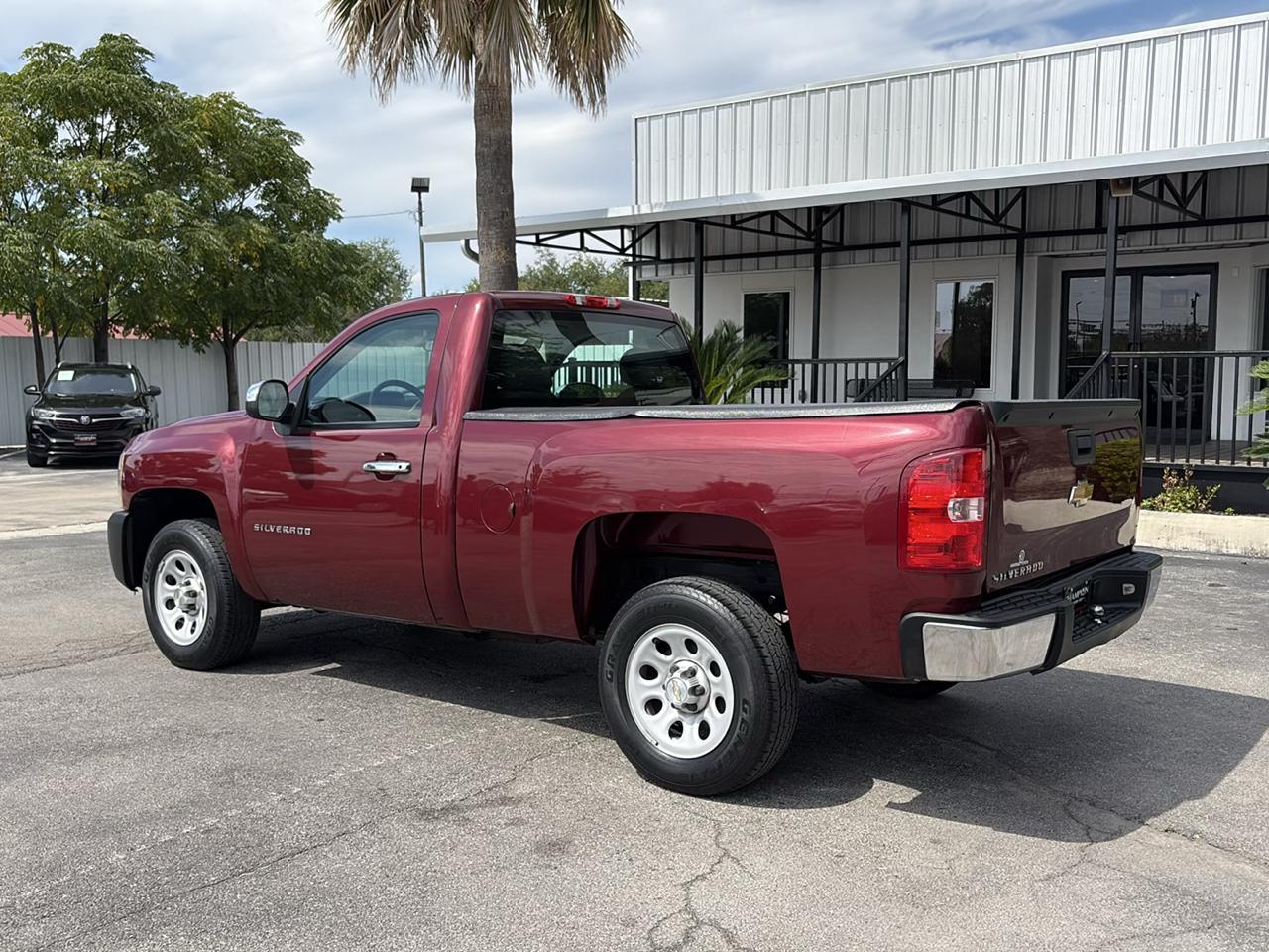 Chevrolet Silverado 1500 2WD Reg Cab 119.0" Work Truck 2013
