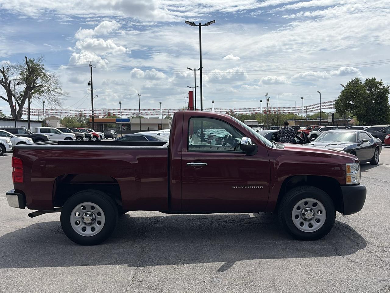 Chevrolet Silverado 1500 2WD Reg Cab 119.0" Work Truck 2013