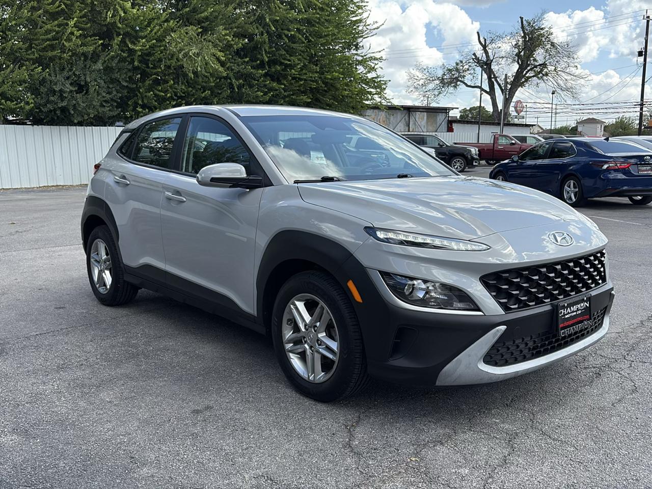 Hyundai Kona SE Auto FWD 2023