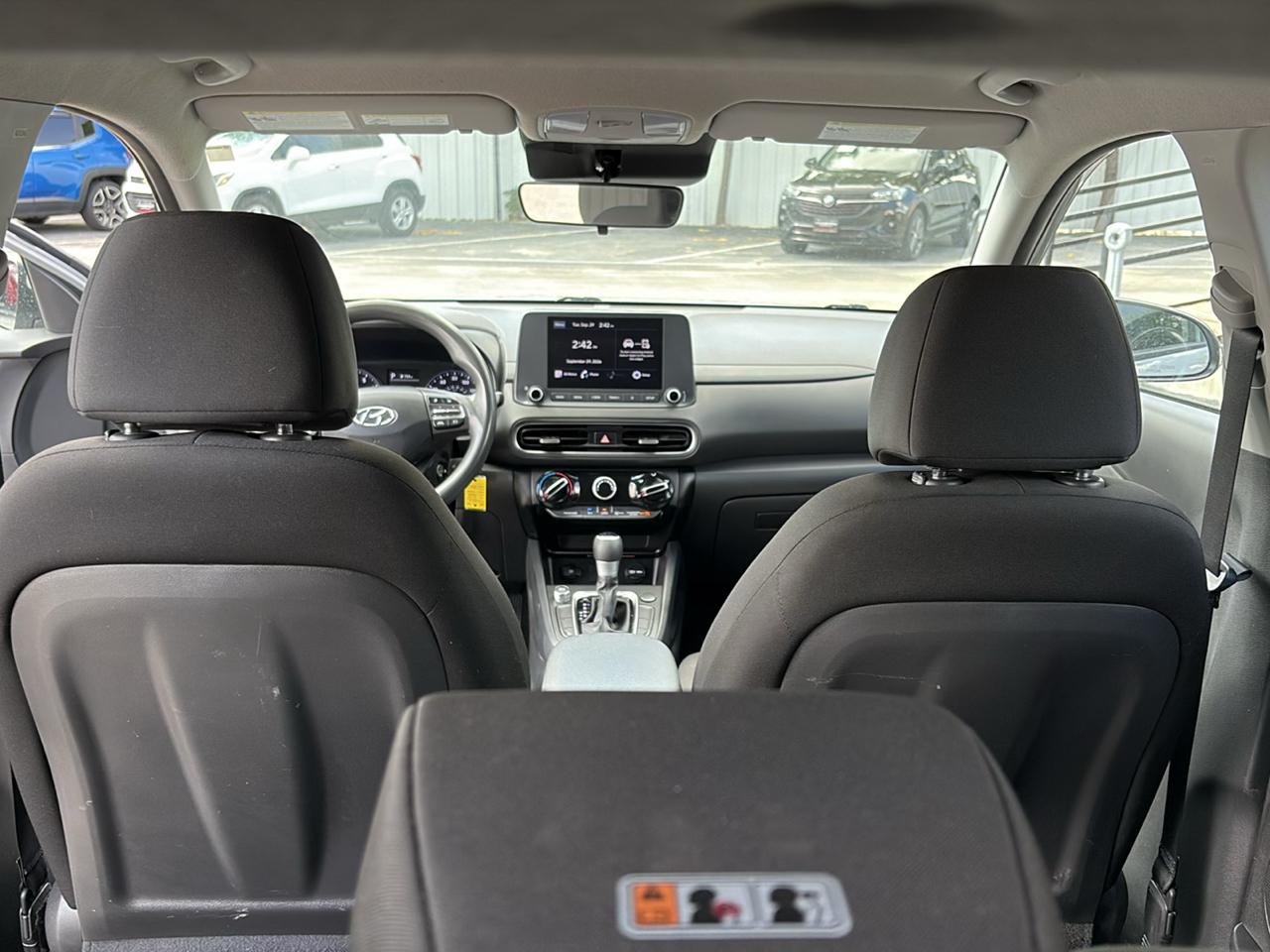 Hyundai Kona SE Auto FWD 2023