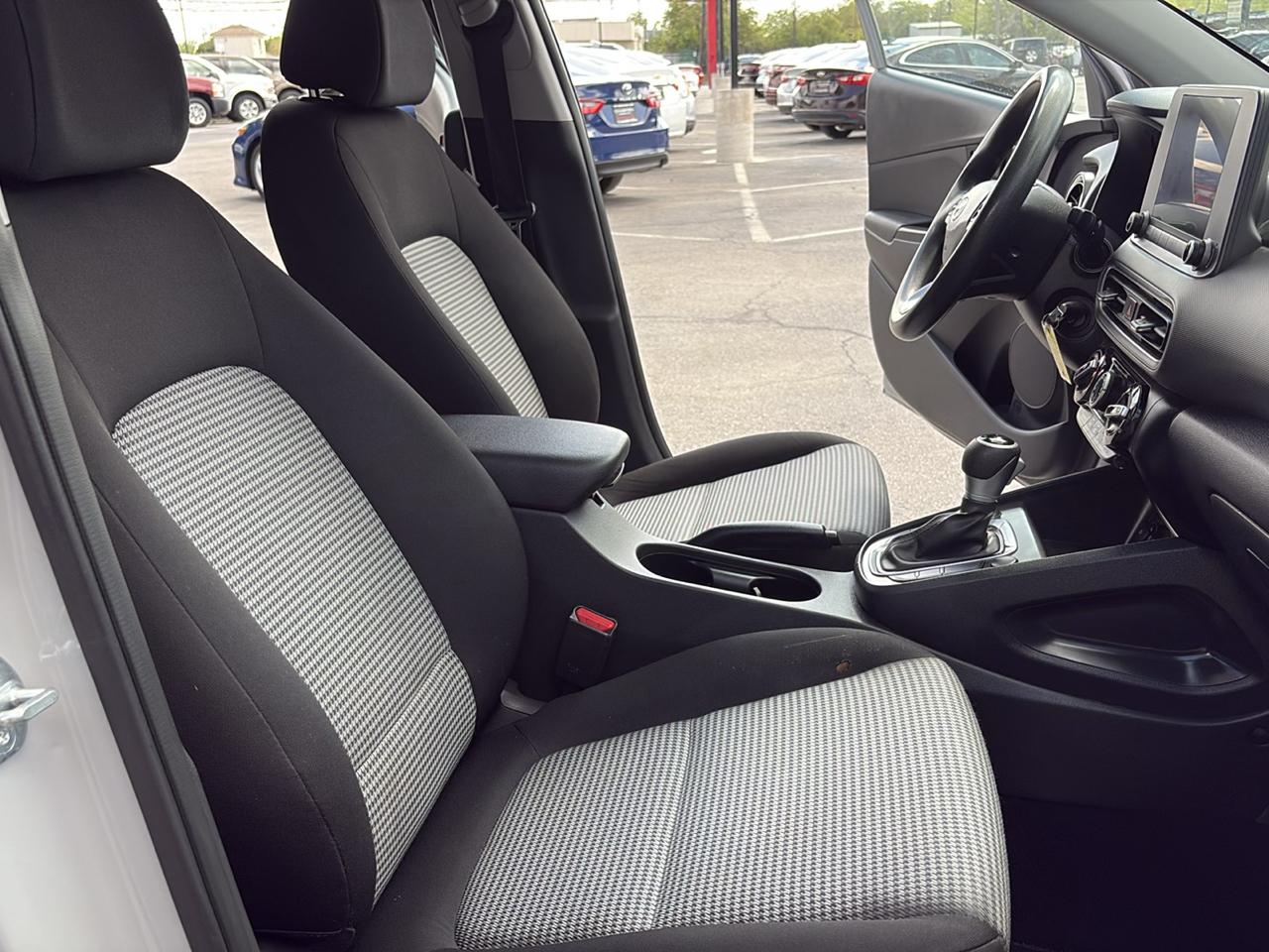 Hyundai Kona SE Auto FWD 2023