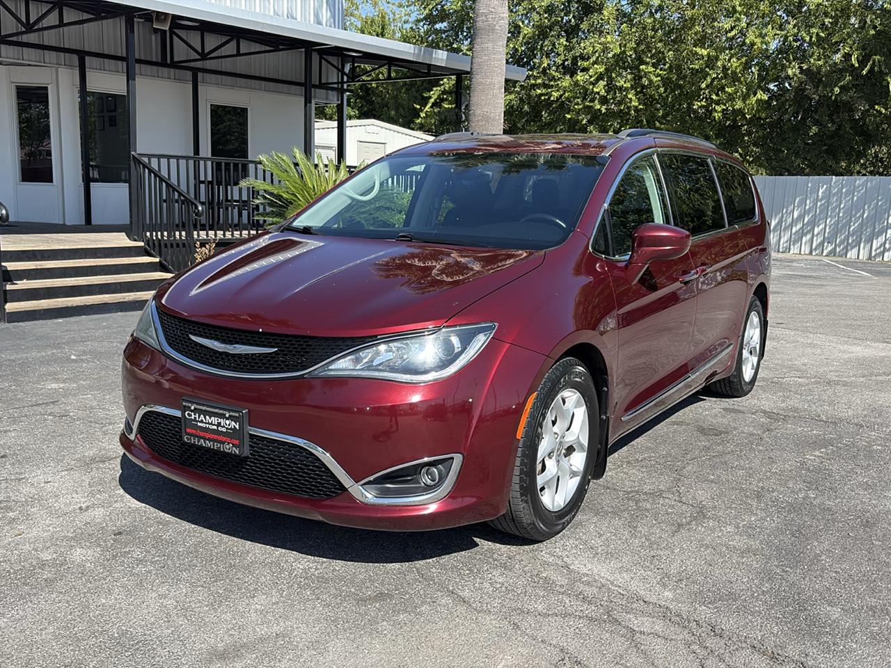 Chrysler Pacifica Touring-L FWD 2017