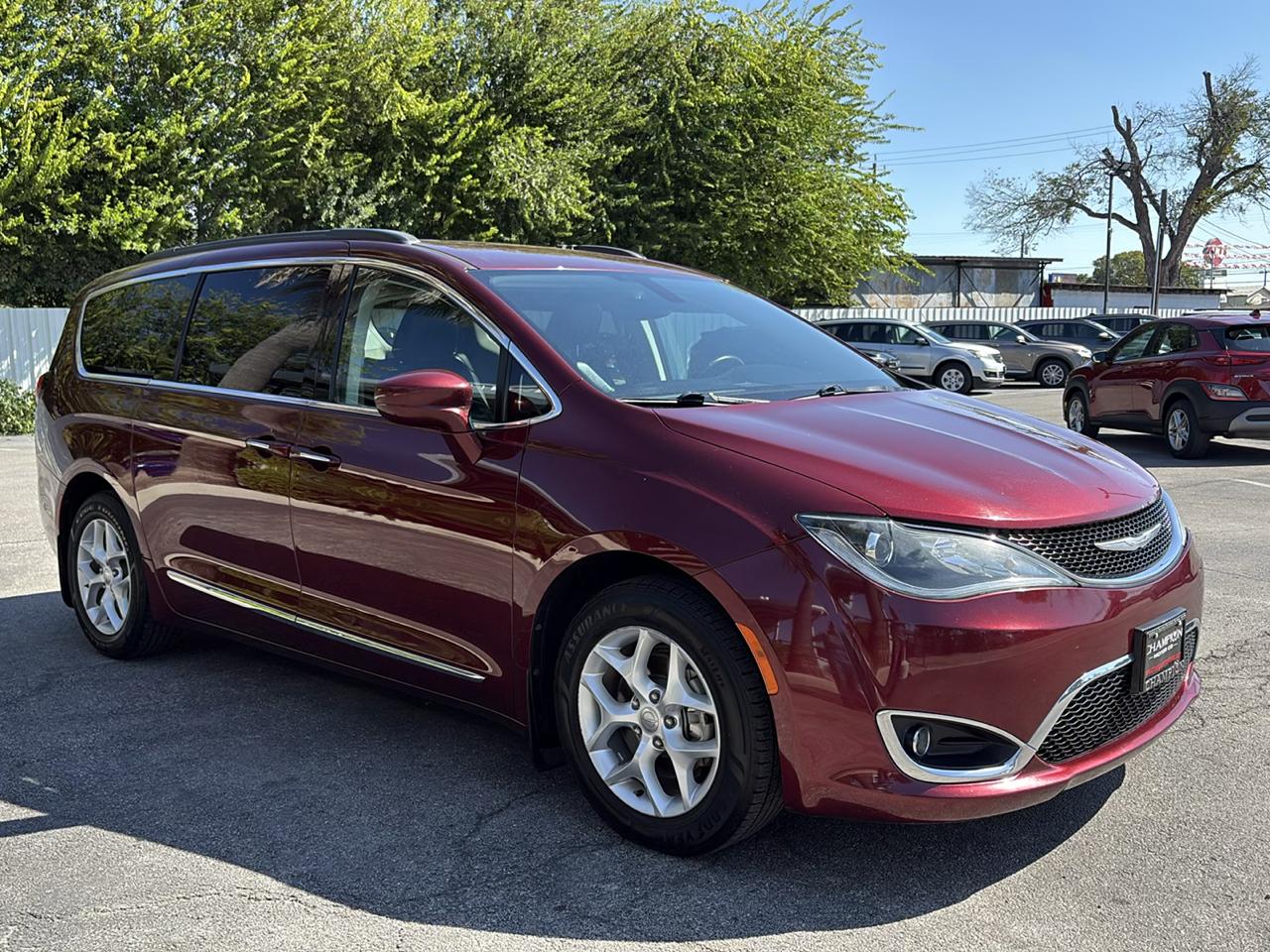 Chrysler Pacifica Touring-L FWD 2017