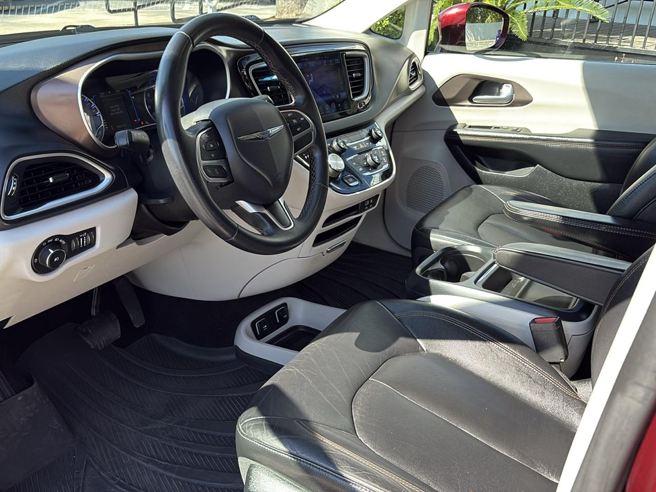 Chrysler Pacifica Touring-L FWD 2017