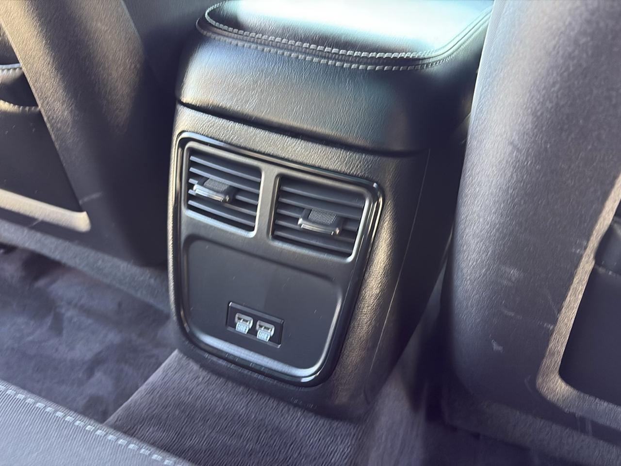 Dodge Charger SXT RWD 2018