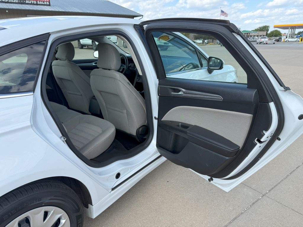 Ford Fusion S 2019 Ford Fusion S 2019