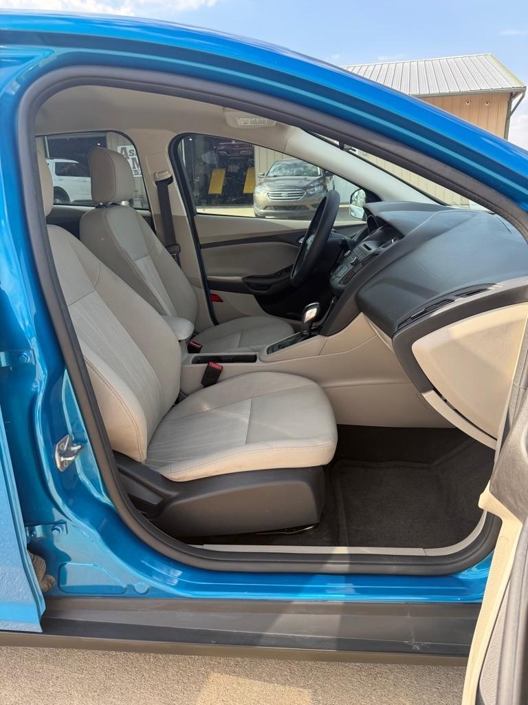 Ford Focus SE Hatch 2016