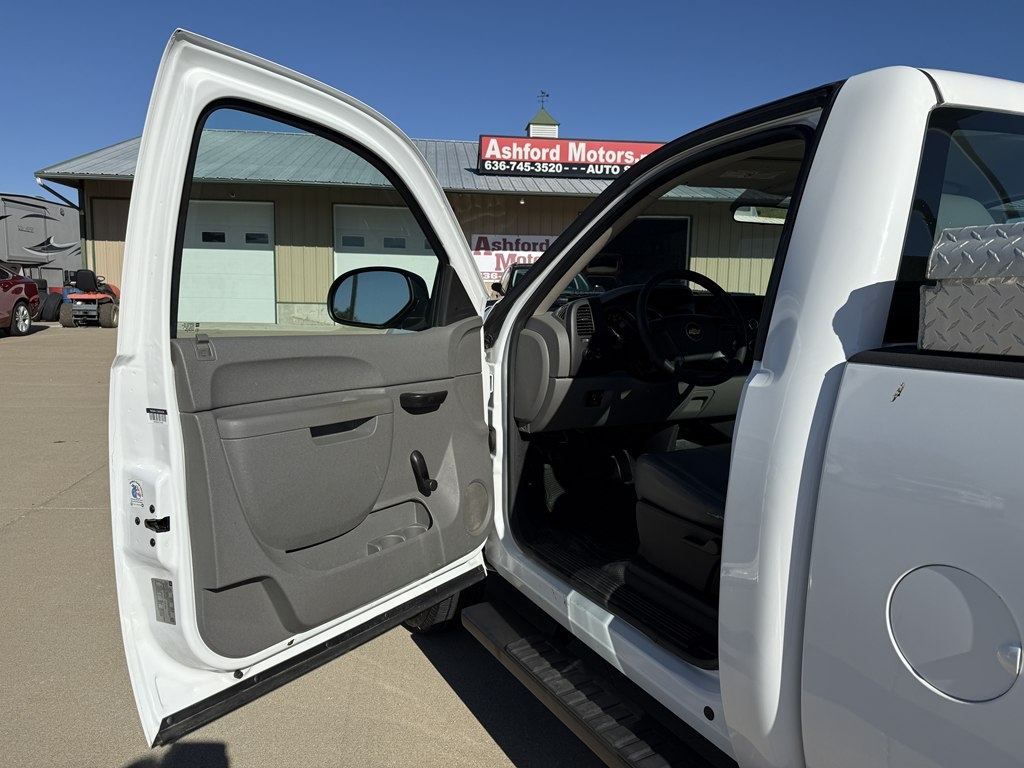 Chevrolet Silverado 2500HD Work Truck 2WD 2010 Chevrolet Silverado 2500HD Work Truck 2WD 2010