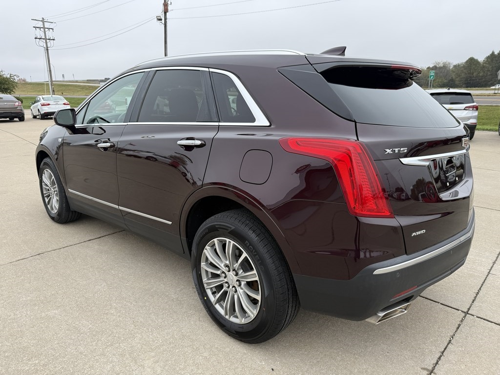 Cadillac XT5 Luxury AWD 2017 Cadillac XT5 Luxury AWD 2017