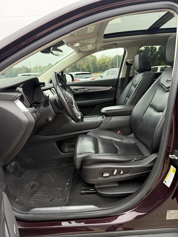 Cadillac XT5 Luxury AWD 2017 Cadillac XT5 Luxury AWD 2017
