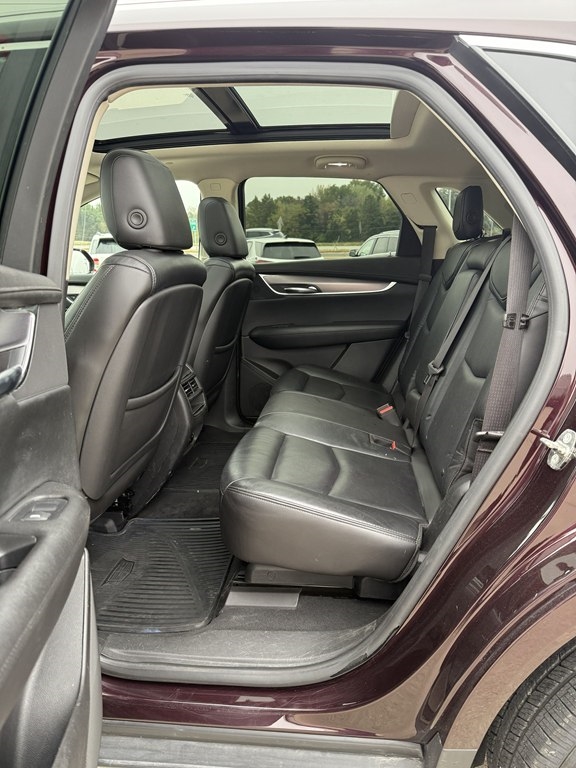 Cadillac XT5 Luxury AWD 2017 Cadillac XT5 Luxury AWD 2017
