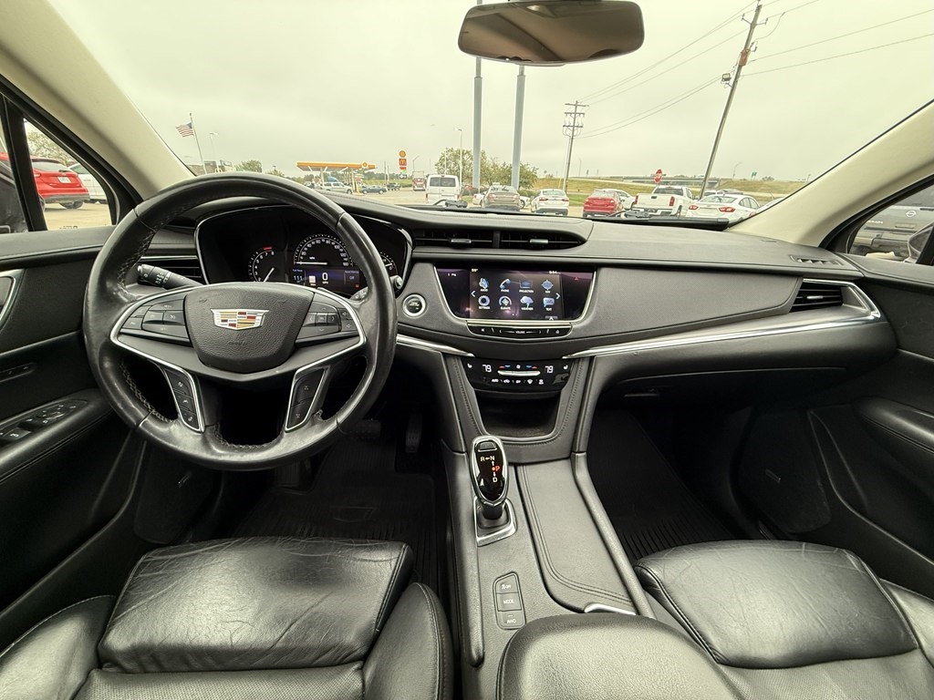 Cadillac XT5 Luxury AWD 2017 Cadillac XT5 Luxury AWD 2017