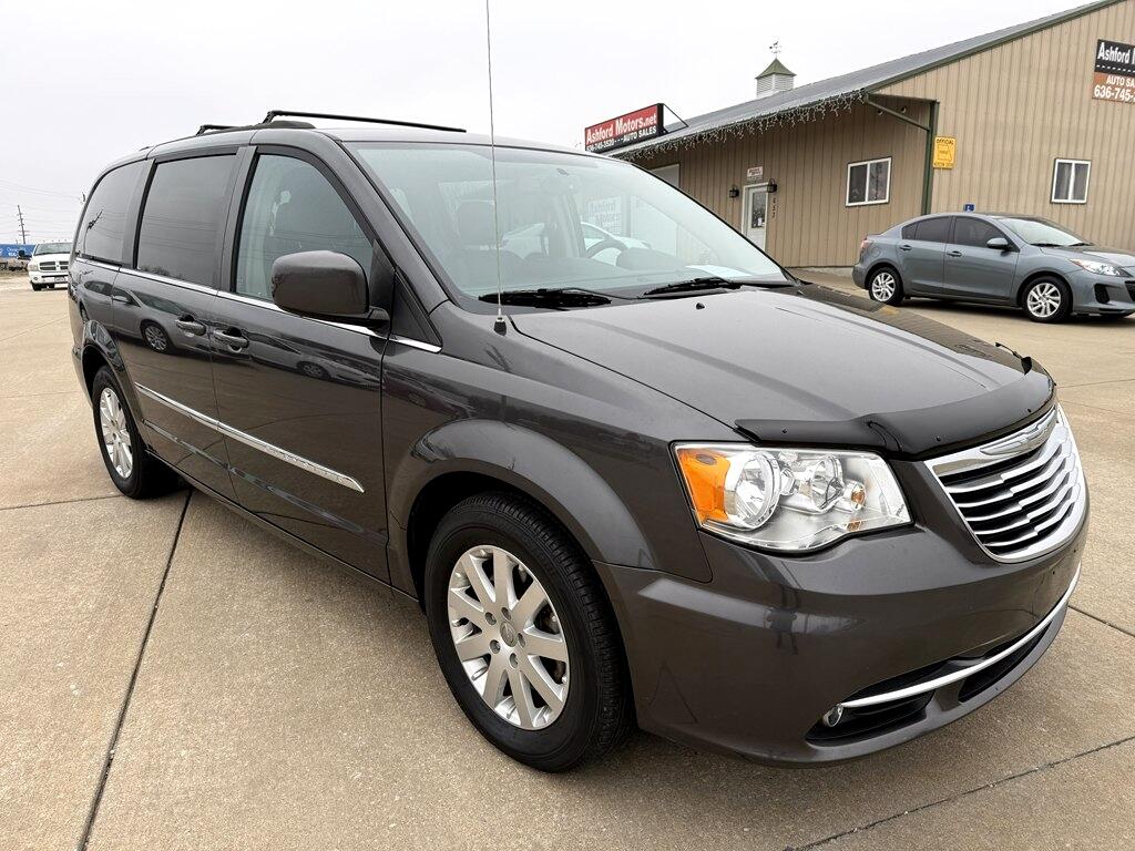 Chrysler Town & Country Touring 2016