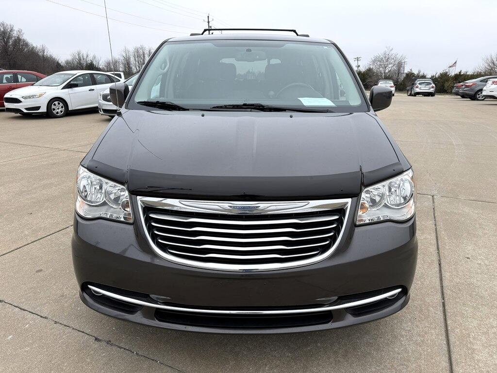 Chrysler Town & Country Touring 2016