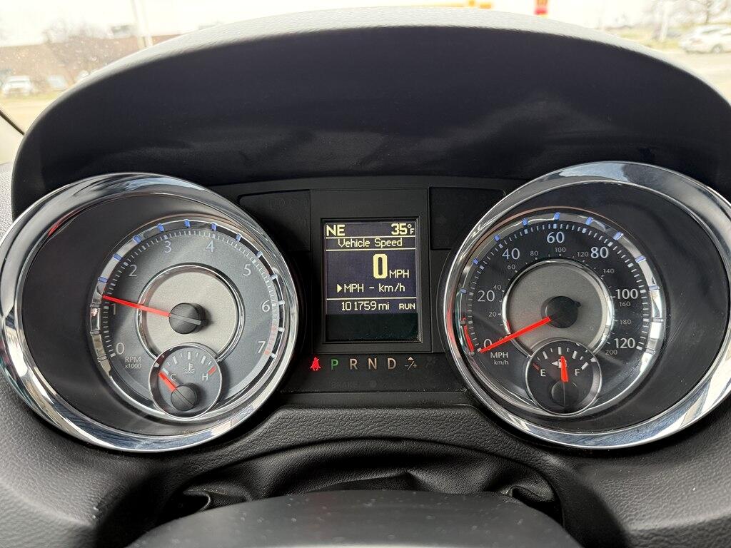 Chrysler Town & Country Touring 2016