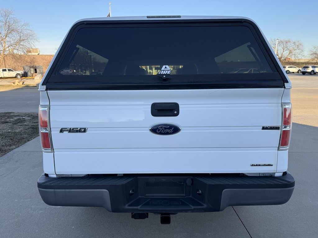 Ford F-150 XL SuperCab 8-ft. Bed 2WD 2014