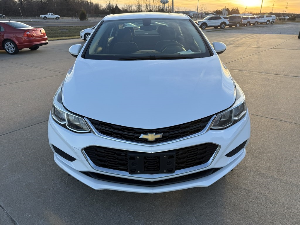 Chevrolet Cruze LS Auto 2018