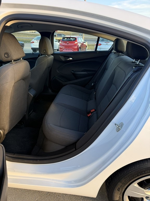 Chevrolet Cruze LS Auto 2018