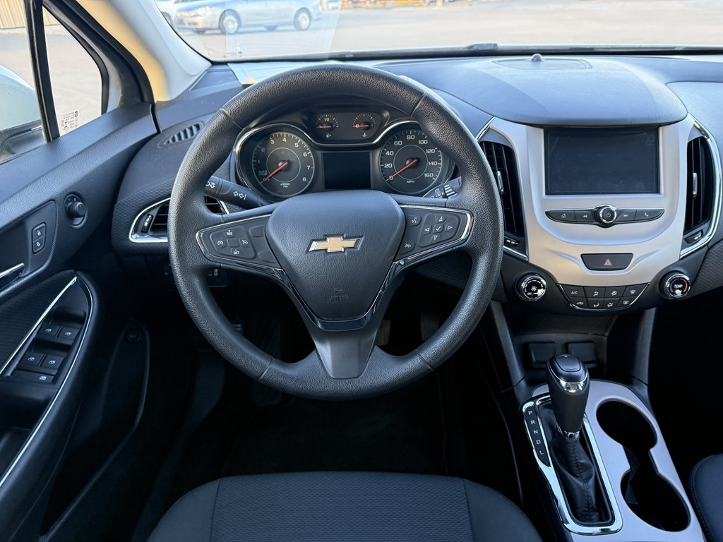 Chevrolet Cruze LS Auto 2018