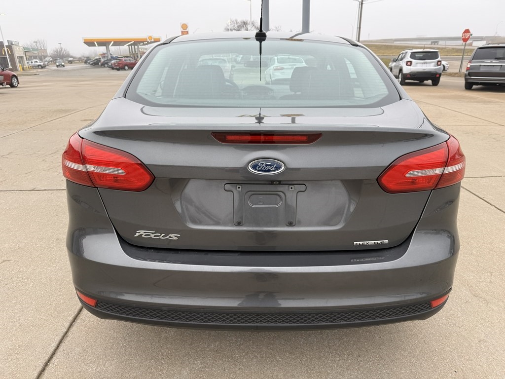 Ford Focus S Sedan 2016