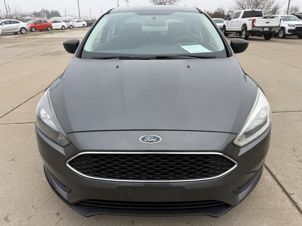 Ford Focus S Sedan 2016