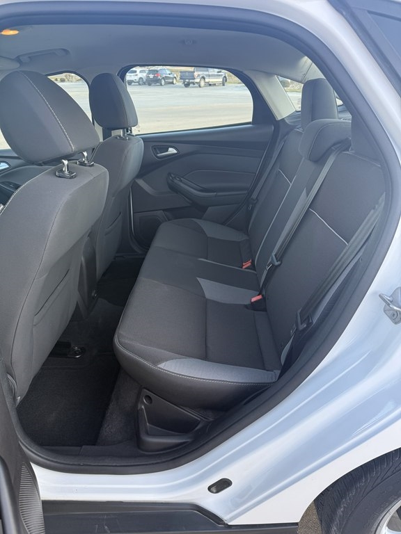 Ford Focus SE Sedan 2014