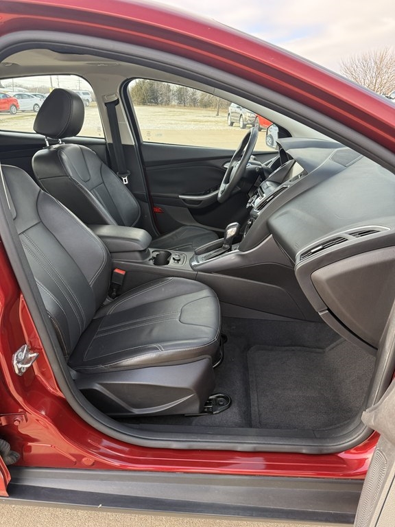 Ford Focus Titanium Hatch 2014