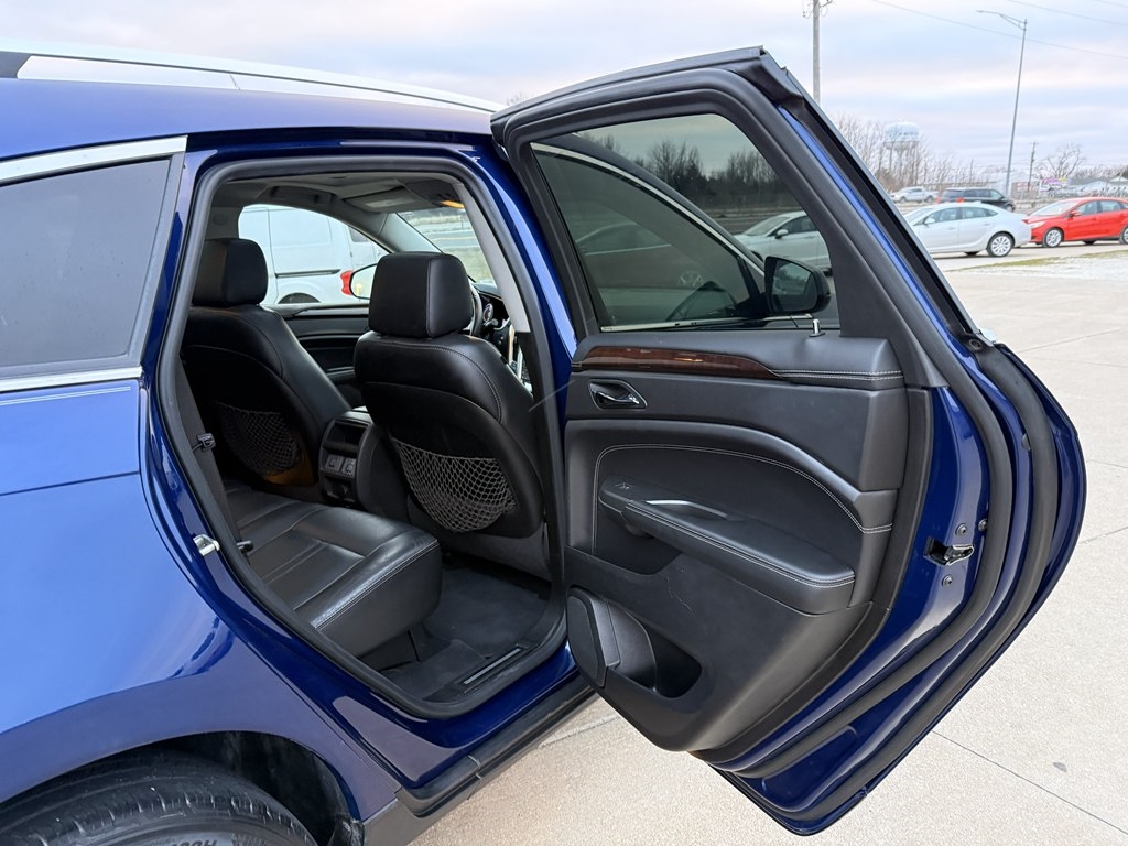 Cadillac SRX Performance AWD 2012