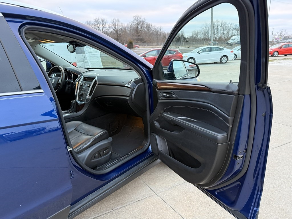 Cadillac SRX Performance AWD 2012