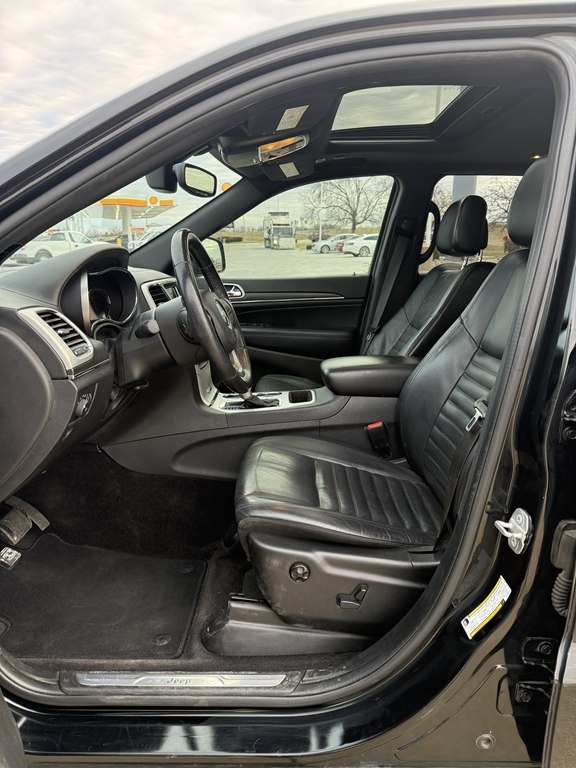 Jeep Grand Cherokee Sterling Edition 4x2 *Ltd Avail* 2018