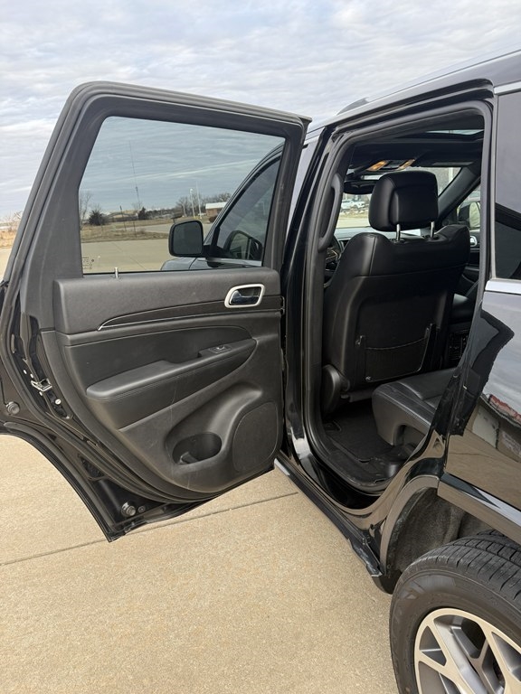 Jeep Grand Cherokee Sterling Edition 4x2 *Ltd Avail* 2018